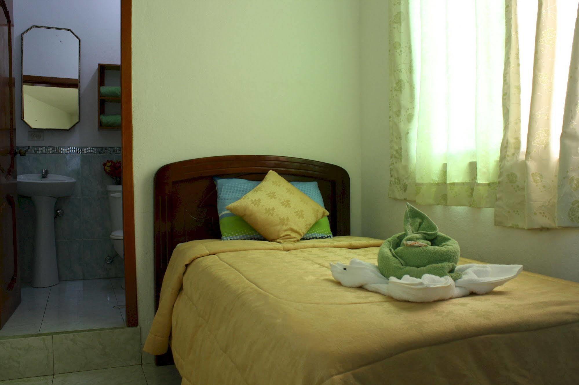 Espana Hotel 3*